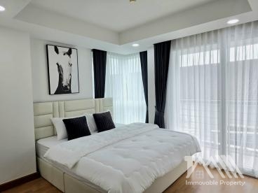 เดอะ รอยัล เพลส คอนโดมิเนียม / The Royal Place Condominium