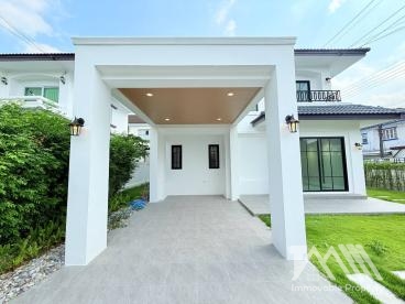 แลนด์ แอนด์ เฮาส์ ฉลอง / Land and House Chalong