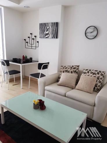 เดอะ รอยัล เพลส คอนโดมิเนียม / The Royal Place Condominium