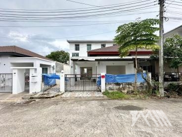 ตะวันเพลส ม่าหนิก - อนุเสาวรีย์ / Tawan Place