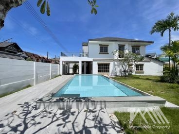 พูลวิลล่า - ฉลอง / Pool Villa - Chalong