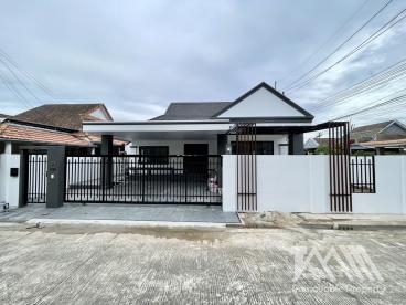 พนาสนธิ์ ปาร์ควิลล์ 3 ถลาง / Phanason Park Ville 3 Thalang