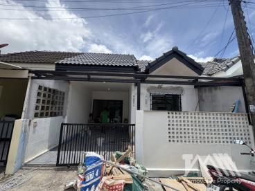 หมู่บ้านแหลมทอง / วิชิต