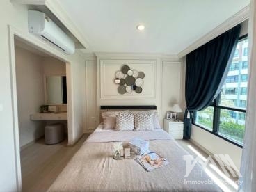 เซนทริโอ คอนโดมิเนียม / Centrio Condominium