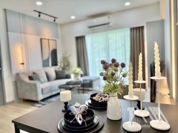 พนาสนธิ์ กรีนเพลส คอนโดมิเนียม / Phanason Greenplace Condominium