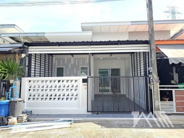 หมู่บ้านสุชารี ป่าคลอก / Sucharee Village Phuket