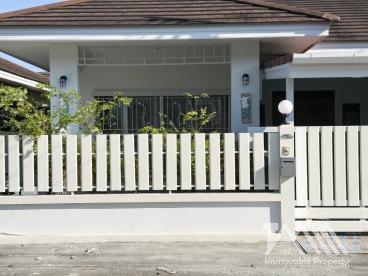 เอกอันดาบุรี ฉลอง *
