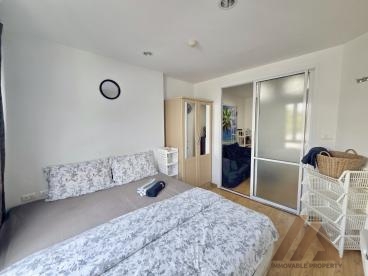 พลัส 1 คอนโดมิเนียม / Plus Condominium