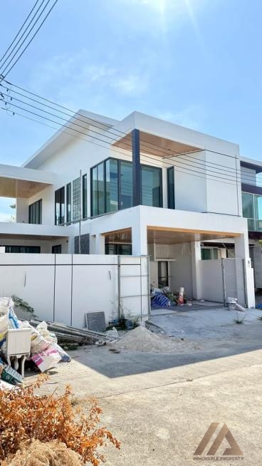 พูลวิลล่า - เกาะแก้ว