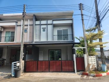 ทาวน์เฮา 2 ชั้น - เกาะแก้ว