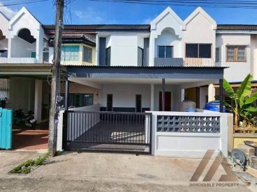 โชคทิพย์ วิลล่า ฉลอง / Chok Thip Villa