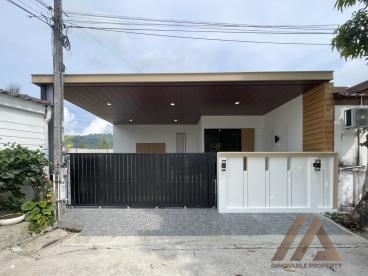บ้าน ชั้นเดียว - สามกอง