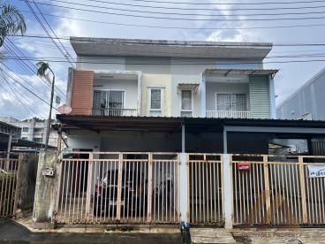 ทาวน์เฮาส์ 2 ชั้น - เทพกระษัตรี