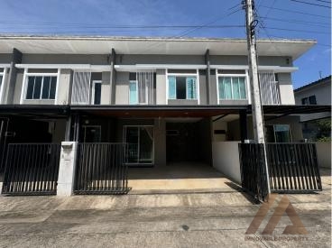 ทาวน์เฮาส์ 2 ชั้น - เทพกระษัตรี