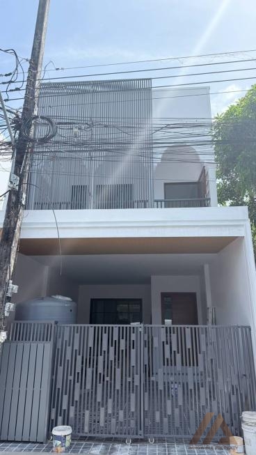 ทาวน์เฮาส์ 2 ชั้น - วิชิต