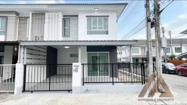 ทาวน์เฮาส์ 2 ชั้น - บ้านแขนน
