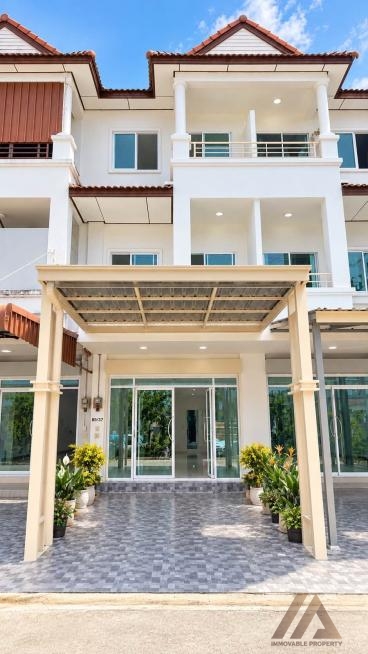 ทาวน์โฮม 3 ชั้น - วิชิต